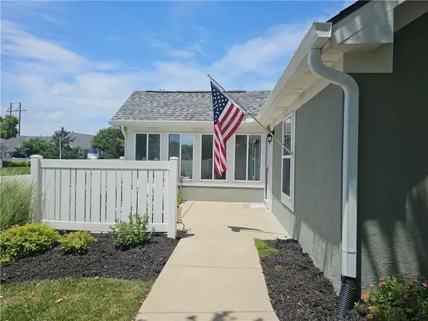 7137 Meadow View Street, Shawnee, KS 66227