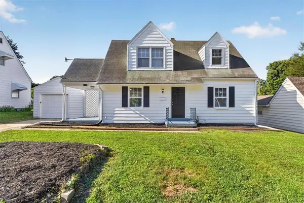 1319 W 29th Street S, Independence, MO 64052