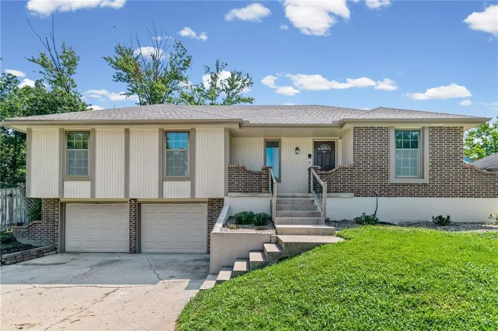 1008 SW 23rd Street, Blue Springs, MO 64015 - #1