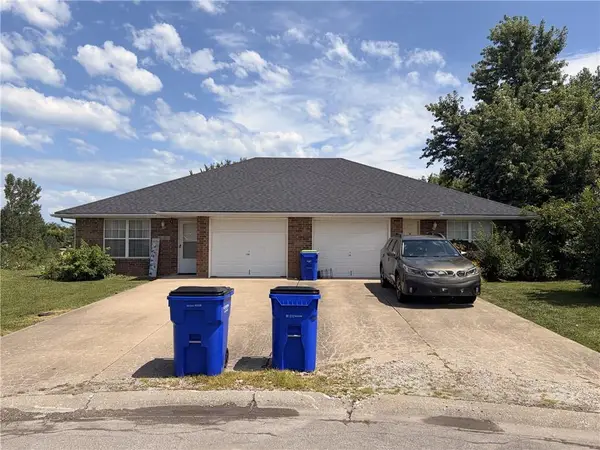 1258 & 1259 NW Woodbury Court, Grain Valley, MO 64029