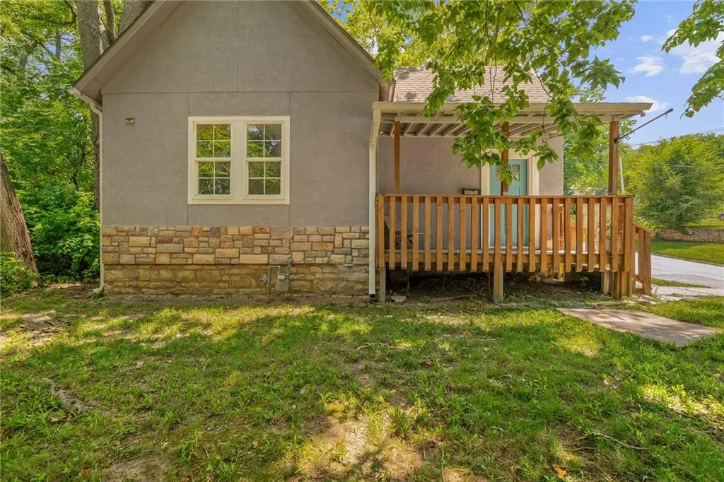 1533 S 29th Street, Kansas City, KS 66106 - #1