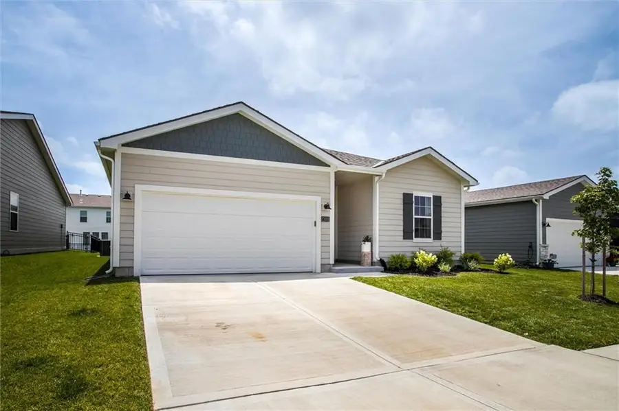 27031 E Oak View Drive, Lees Summit, MO 64086 - #3