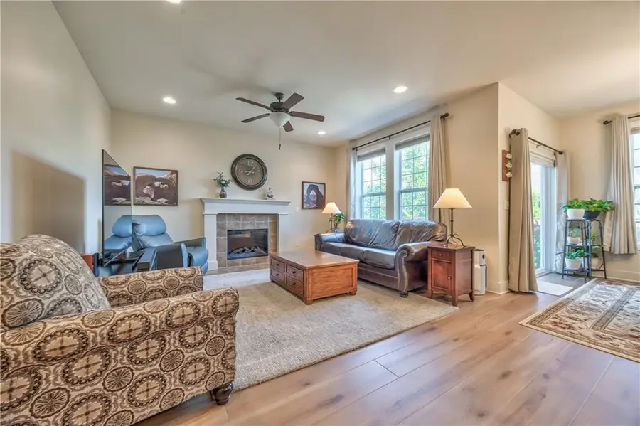 23728 W 92nd Terrace, Lenexa, KS 66227 - #3