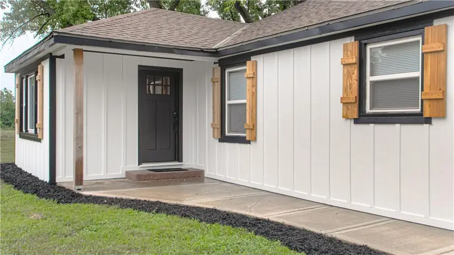 19807 NE 192nd Street, Holt, MO 64048 - #2