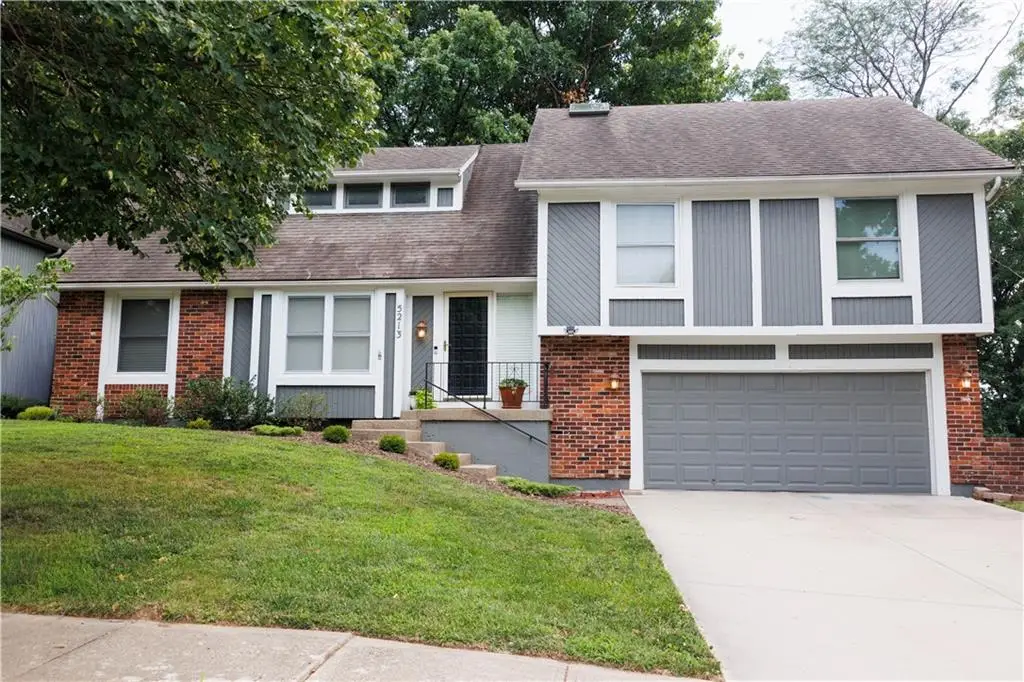 5213 Walden Drive, Kansas City, MO 64151 - #1