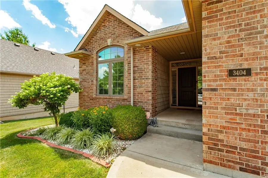 3404 S Wood Avenue, Blue Springs, MO 64015 - #2