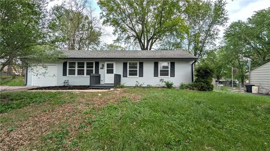 11708 E 75th Street, Raytown, MO 64138 - #2