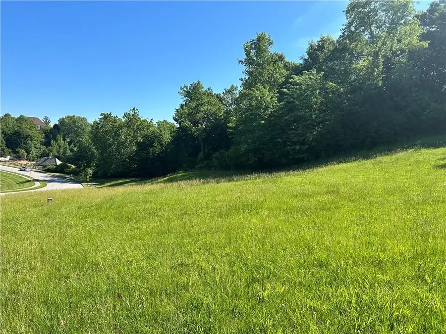 6444 NW Monticello Drive, Parkville, MO 64152 - #2