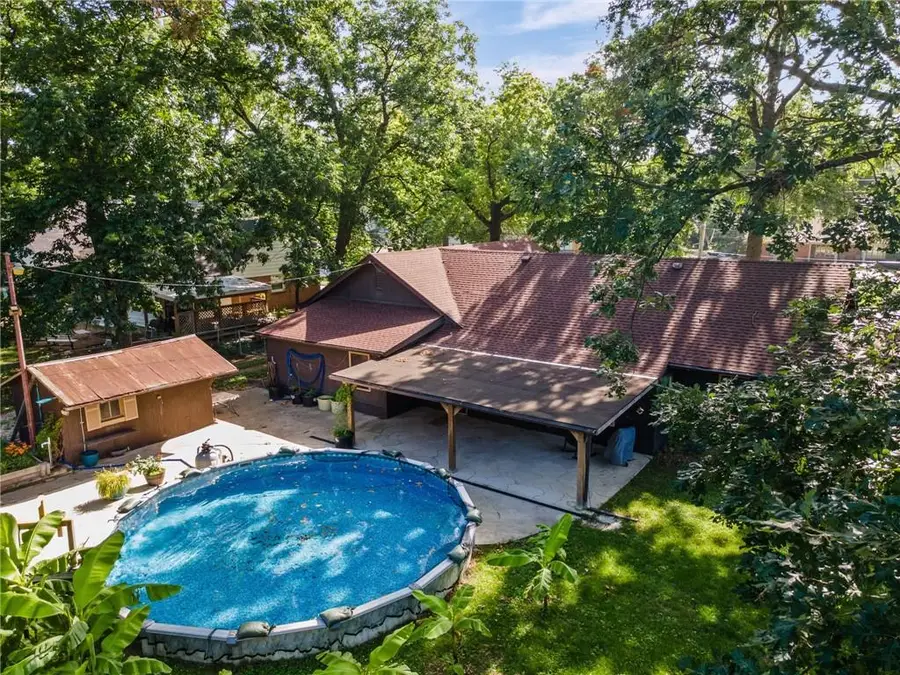 515 S 8th Street, Clinton, MO 64735 - #3