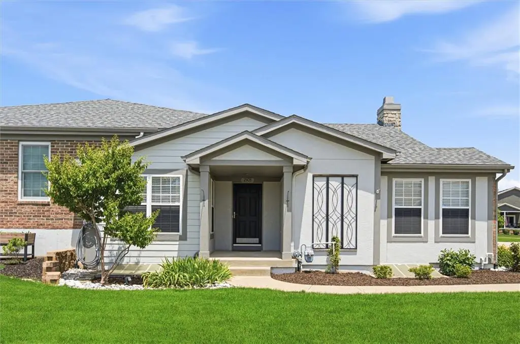 21865 W 119th Terrace, Olathe, KS 66061 - #1