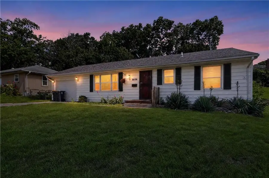 3608 E 106th Terrace, Kansas City, MO 64137 - #3