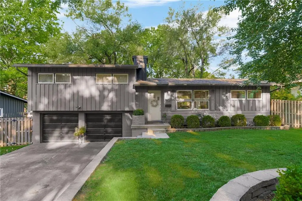 7908 Falmouth Street, Prairie Village, KS 66208 - #1
