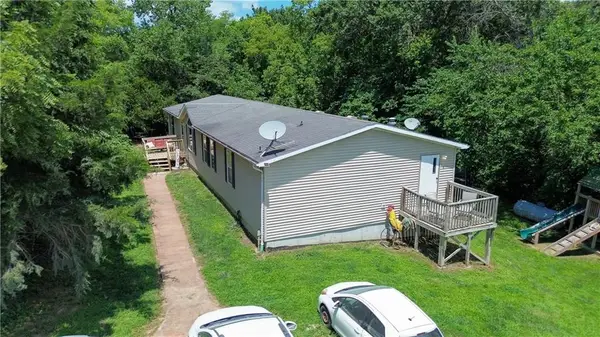 12550 Drift Avenue, Sweet Springs, MO 65351