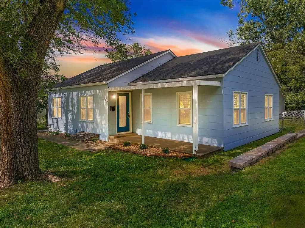 205 N Independence Street, Pleasant Hill, MO 64080 - #1