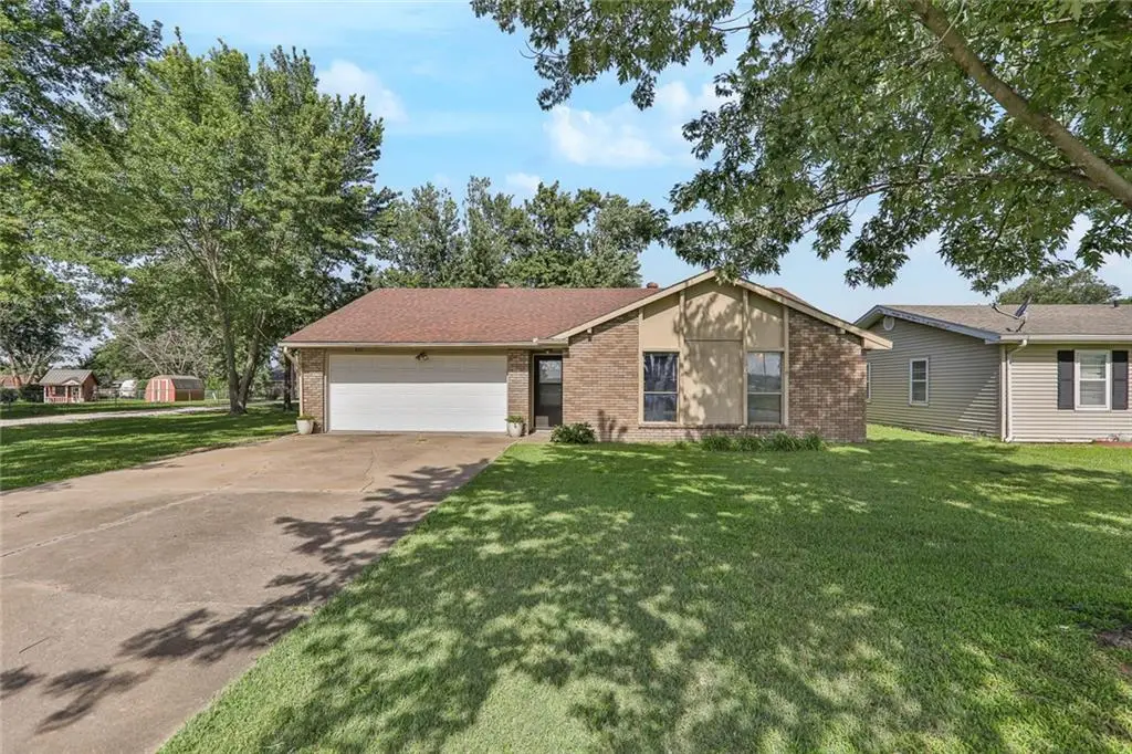 602 N Parkview Street, Coffeyville, KS 67337 - #1