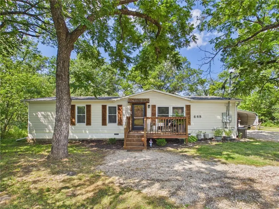 688 195th Street, Fort Scott, KS 66701 - #2