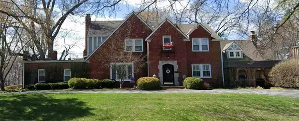 6030 Ward Parkway, Kansas City, MO 64113