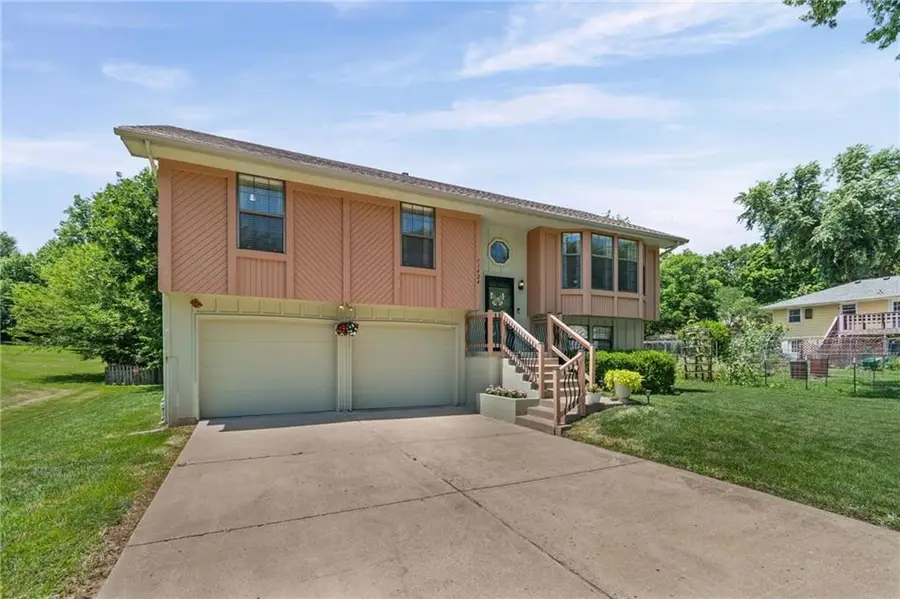 11424 N Mcgee Street, Kansas City, MO 64155 - #3