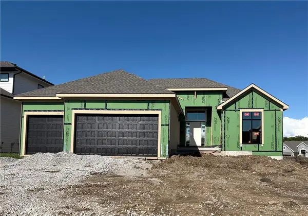 17429 Gillette Street, Overland Park, KS 66221