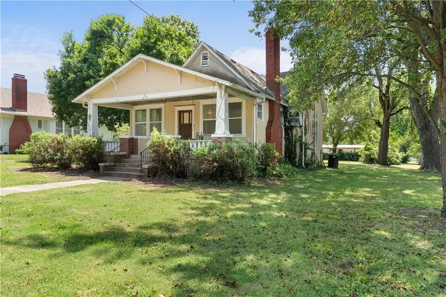 314 E Main Street, Odessa, MO 64076 - #2
