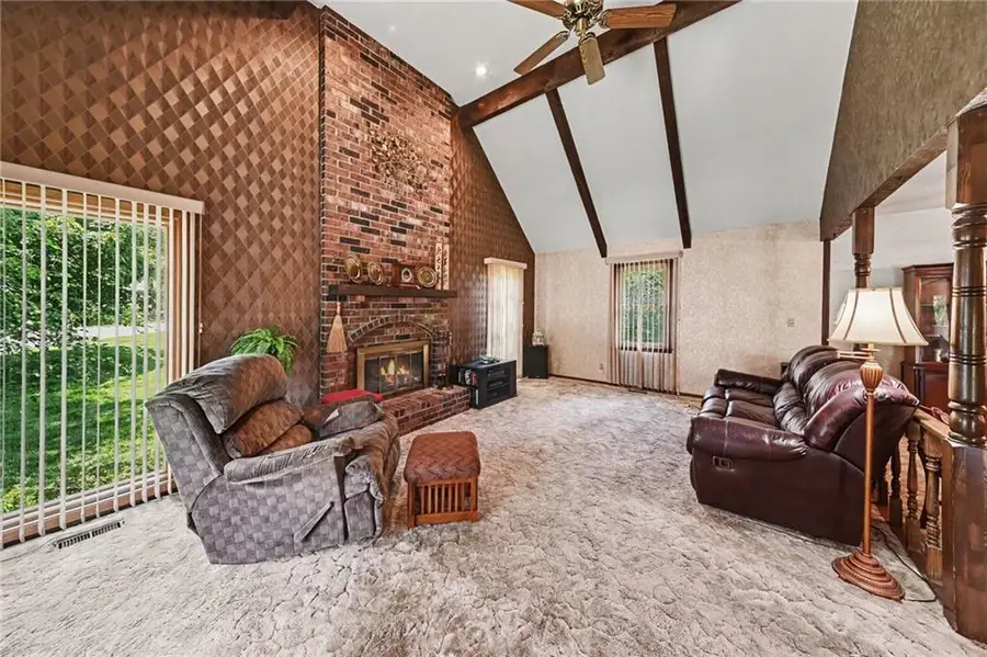 401 N Adams Street, Raymore, MO 64083 - #3
