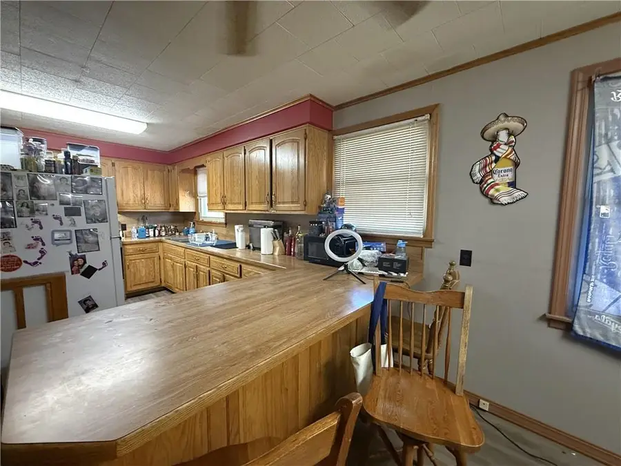 315 E Washington Street, Pittsburg, KS 66762 - #3