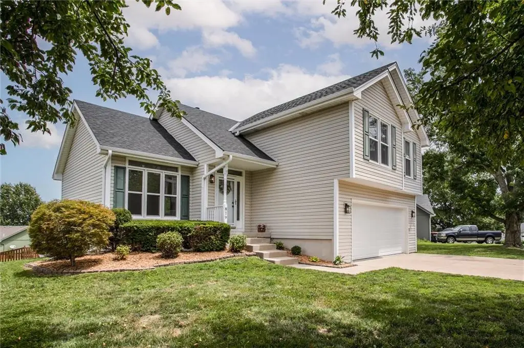 819 Porter Ridge Road, Kearney, MO 64060 - #1