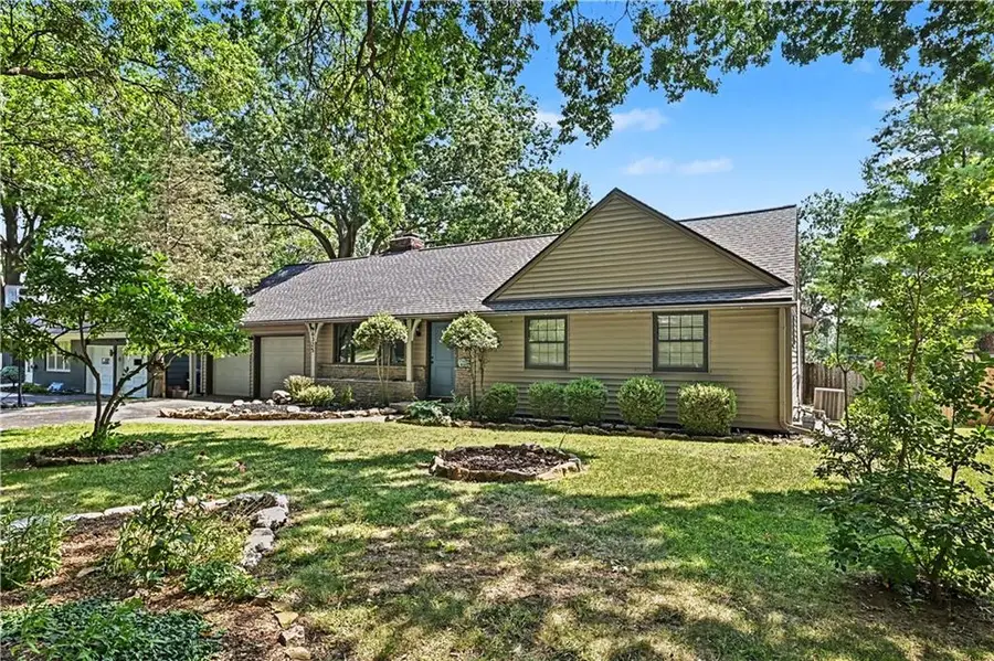 6325 Maple Drive, Mission, KS 66202 - #2