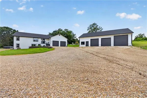 25493 Kansas Avenue, Tonganoxie, KS 66086