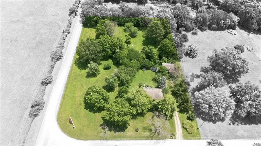 22705 S Abbott Drive, Peculiar, MO 64078 - #2
