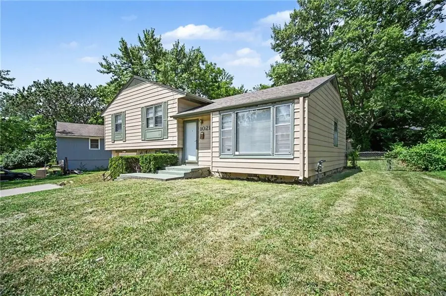 10212 Wheeling Avenue, Kansas City, MO 64134 - #3