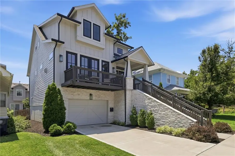 733 W 44th Terrace, Kansas City, MO 64111 - #2