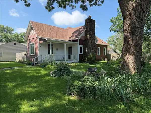 402 S Spring Street, Caney, KS 67333