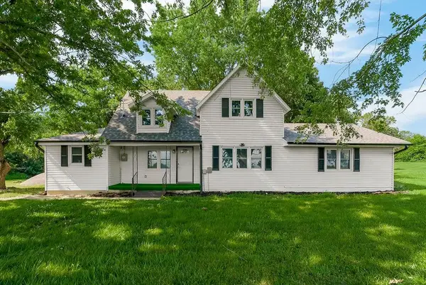 10240 NW State Route 18 Highway, Amsterdam, MO 64723