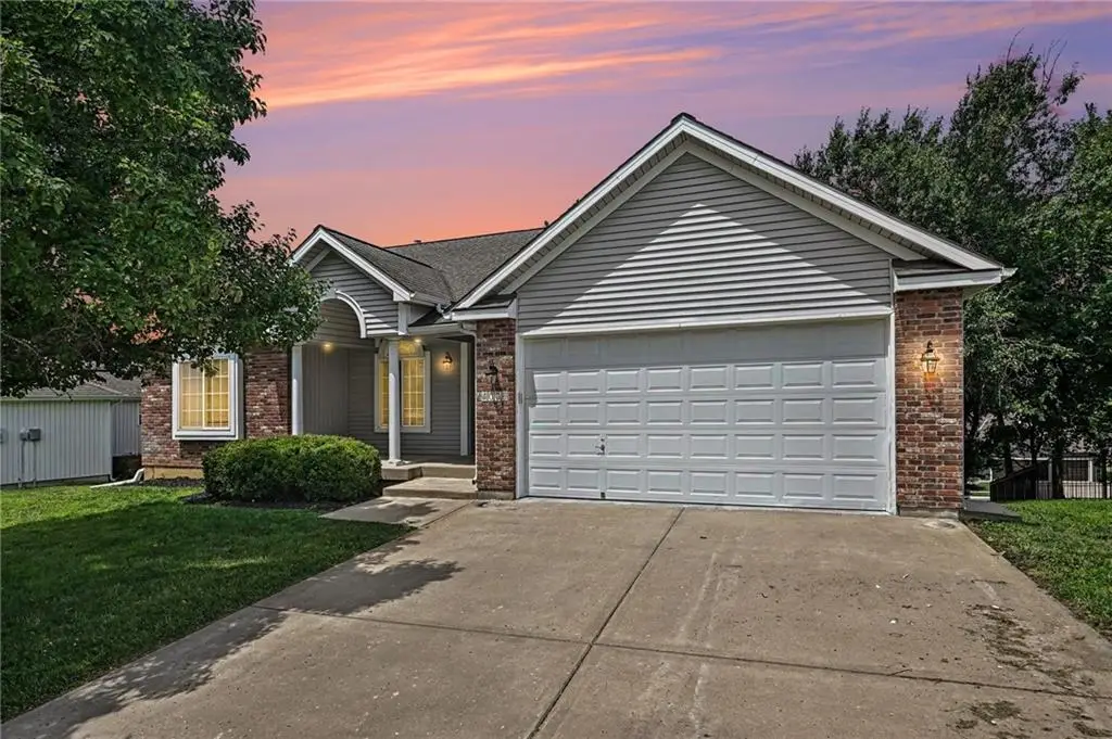 4006 N 108th Court, Kansas City, KS 66109 - #1