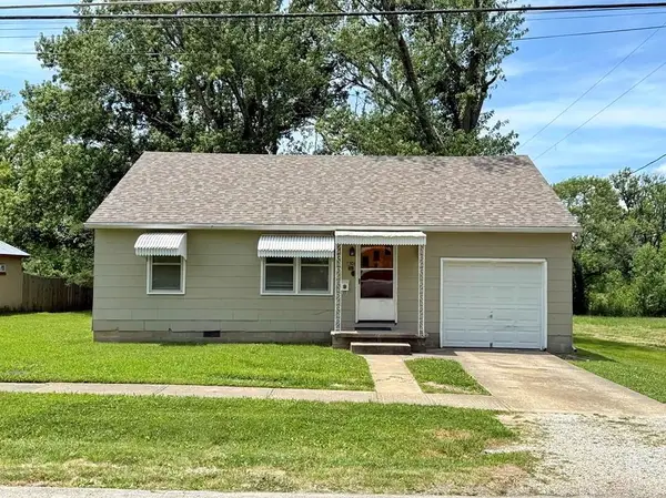 406 N Jackson Street, El Dorado Springs, MO 64744