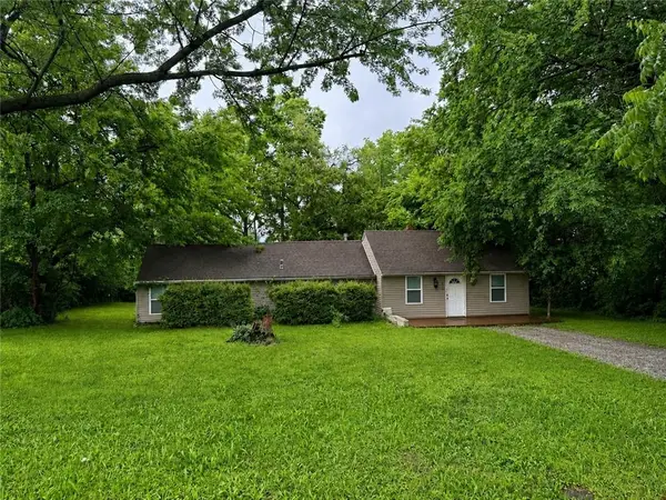 5015 NE 46th Terrace, Kansas City, MO 64117
