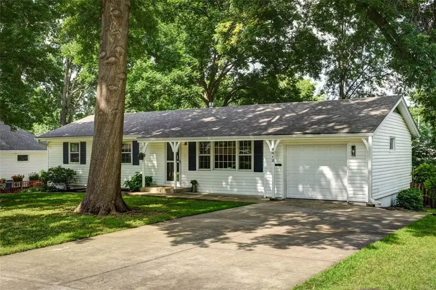 8812 Lowell Avenue, Overland Park, KS 66212 - #2