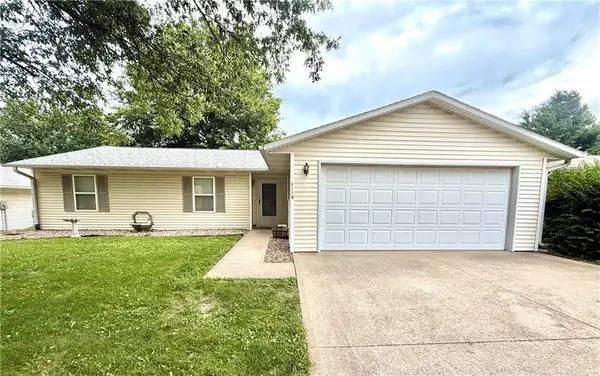 1109 W 17th Street, Maryville, MO 64468