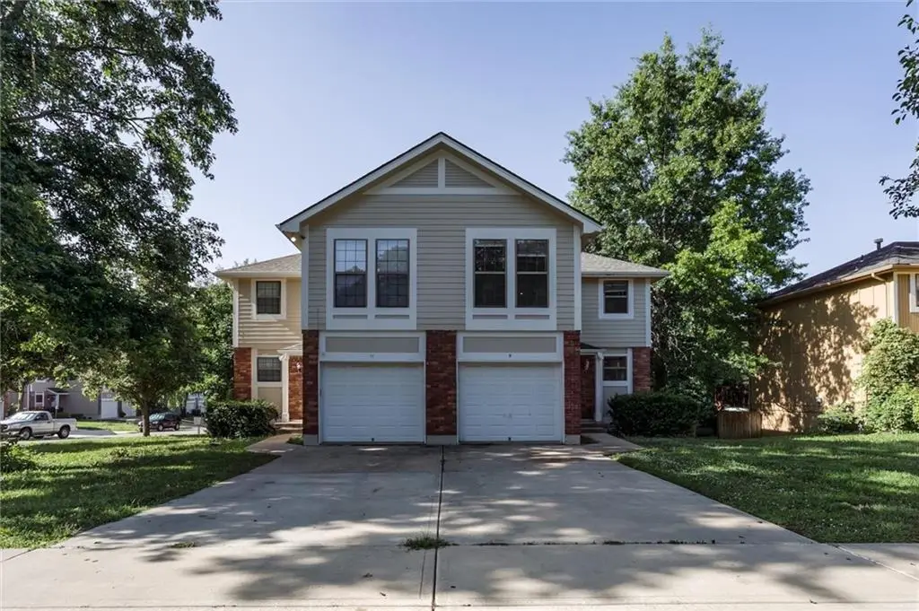 9-11 E 133rd Street, Kansas City, MO 64145 - #1