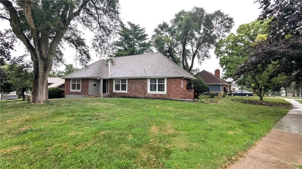 4444 E 107th Terrace, Kansas City, MO 64137 - #1