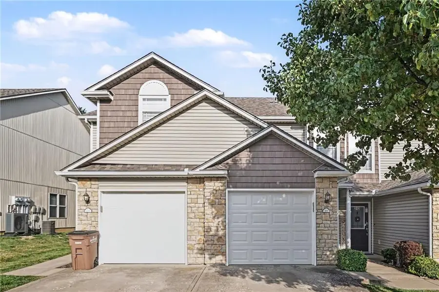 210 Pointe Lane, Raymore, MO 64083 - #2