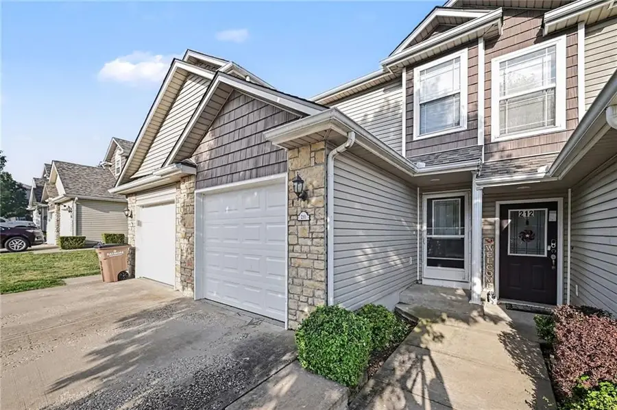 210 Pointe Lane, Raymore, MO 64083 - #3