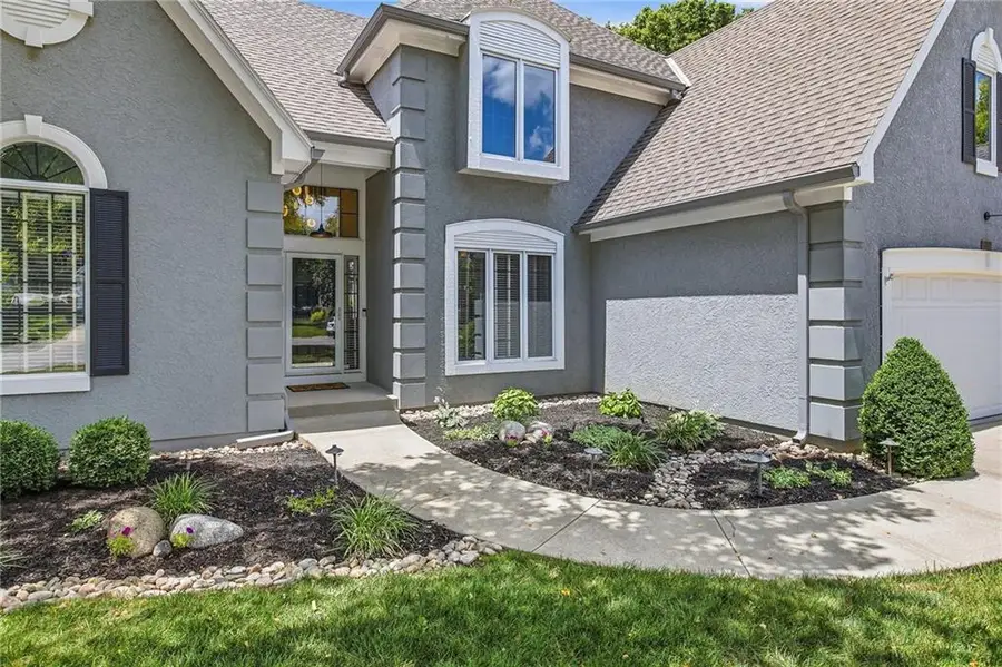 20305 W 98th Street, Lenexa, KS 66220 - #2