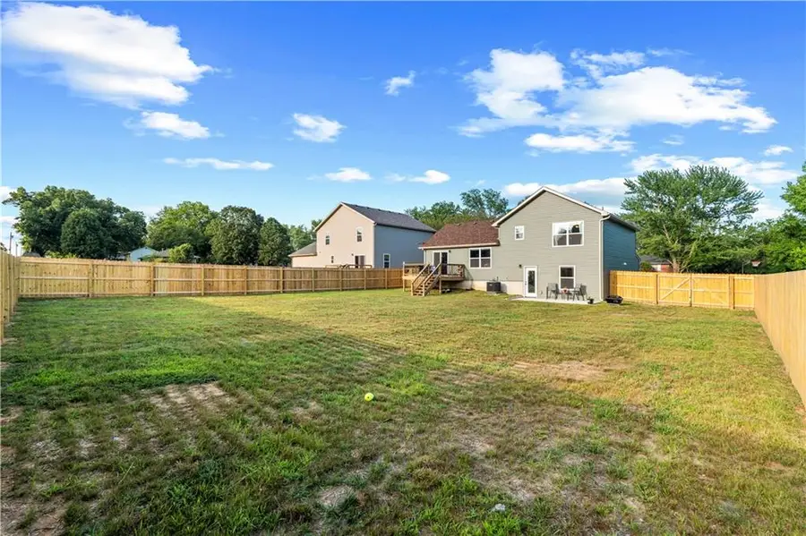 1714 S Jackson Street, El Dorado Springs, MO 64744 - #3