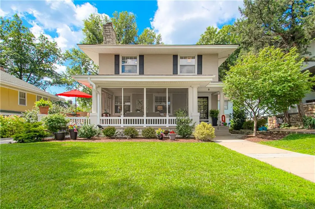 9 W 57th Street, Kansas City, MO 64113 - #1