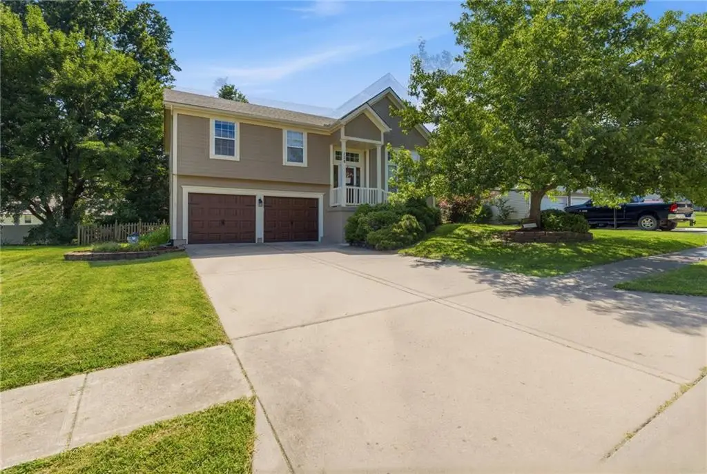 128 N Highland Drive, Raymore, MO 64083 - #1