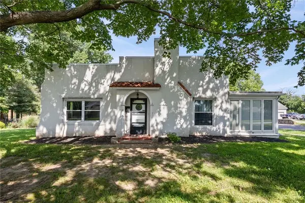 1101 S 55th Street, Kansas City, KS 66106