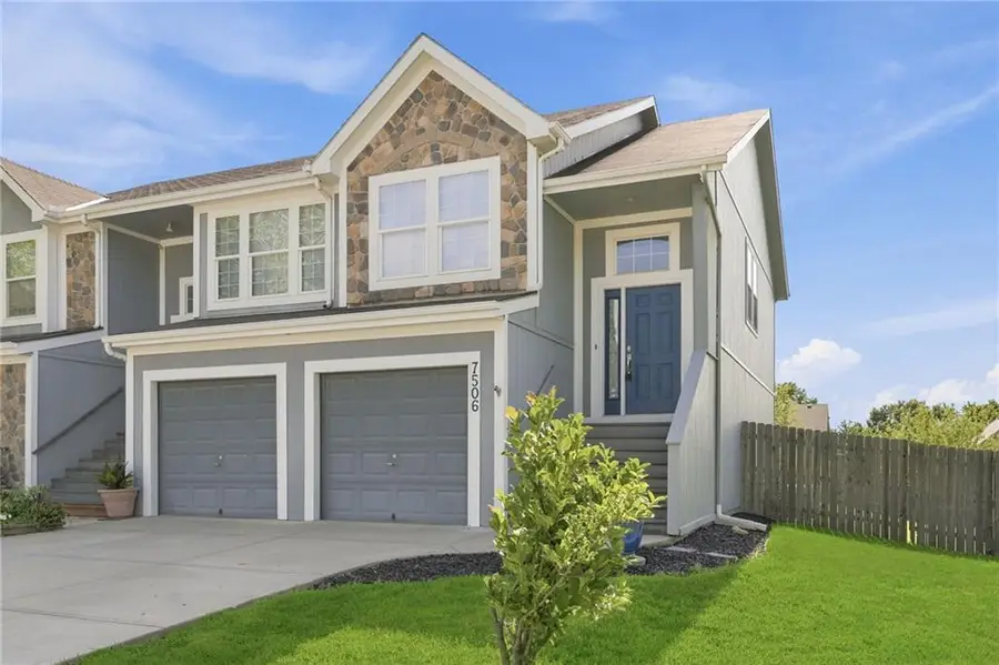 7506 Mccoy Street, Shawnee, KS 66218 - #3