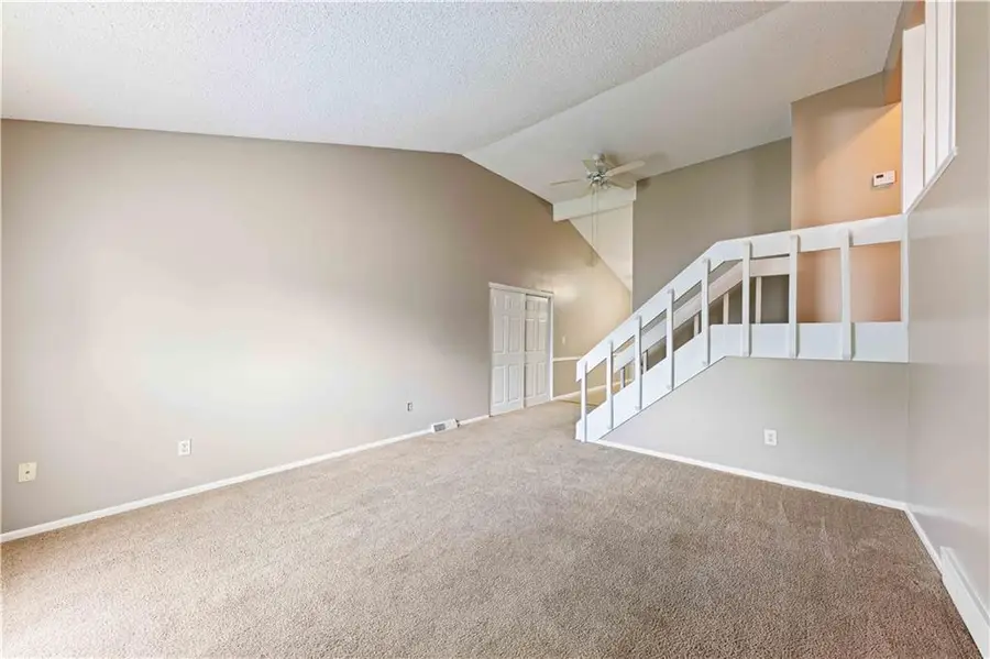 8456/8458 Lane Drive, Raytown, MO 64138 - #3